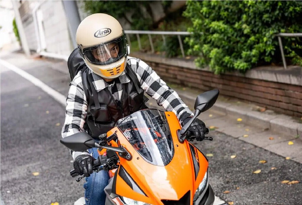 En Japón creen que hay una palabra impronunciable que te protege de los accidentes en moto, así que es lo primero que enseñan en las autoescuelas