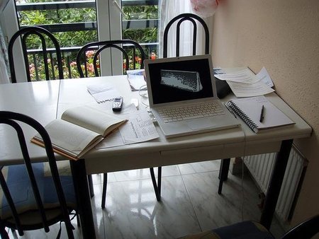 Desempleados o en precario ¿qué les impide dar ese paso?