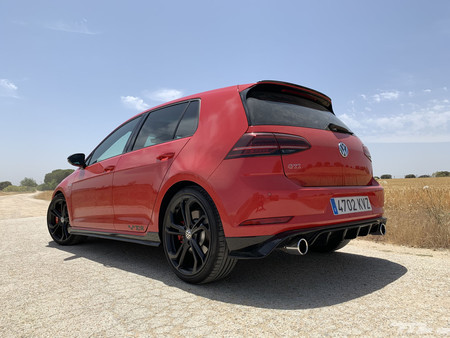 Volkswagen Golf GTI TCR trasera