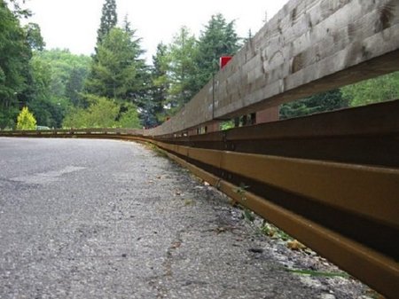 La AMI italiana presenta un nuevo tipo de guardarraíl