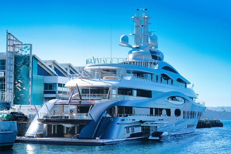 Launchpad Mark Zuckerberg S Yacht Docked At San Diego