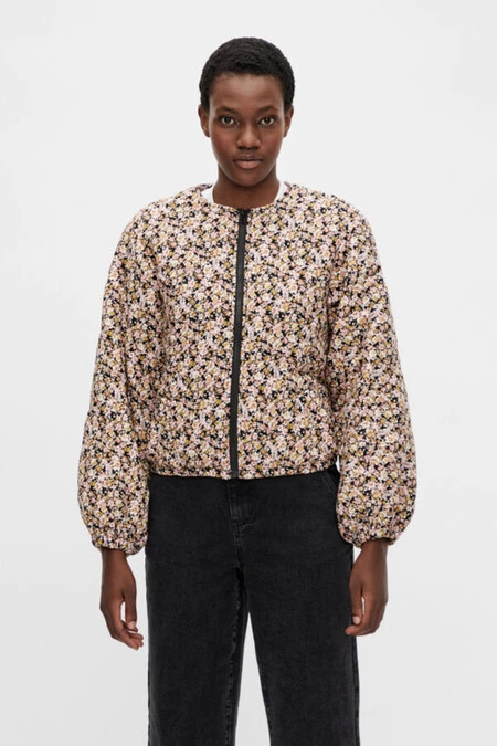 Cazadora bomber acolchada