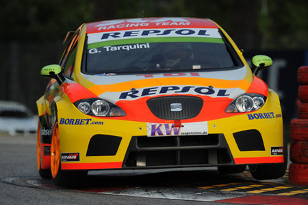 Doblete de SEAT en la primera carrera de Imola