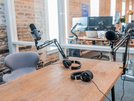 El consumo de podcasts se dispara en España en 2020 con Spotify como gran protagonista, según un informe de Voxnest