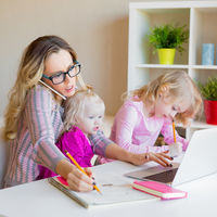 Teletrabajo: cómo trabajar con niños en casa sin desesperar