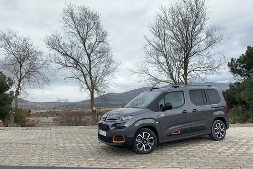 Probamos el Citroën Berlingo de gasolina y 130 CV: ¿cómo le sienta el nuevo motor al cuarto coche más vendido en España?