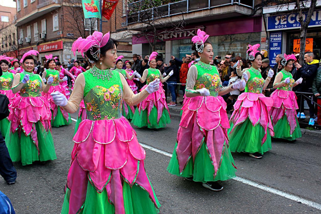 Madrid has found in Usera an unexpected vein to touristify the neighborhood: a"Madrid-style Chinatown"