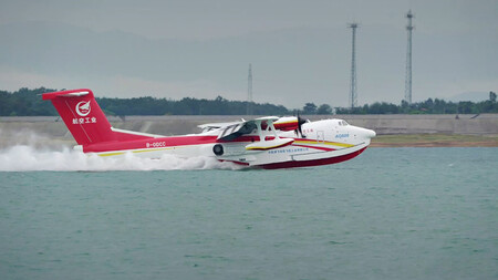 Imagens | National Civil Aircraft Test Flight, Xinhua