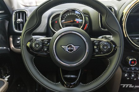 Mini Cooper S E Countryman 2019 032