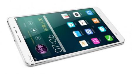 Tres fabricantes de pantallas para smartphones allanan el camino hacia las 4K