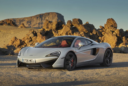 El McLaren 570GT pasea por Tenerife en estas 24 espectaculares imágenes