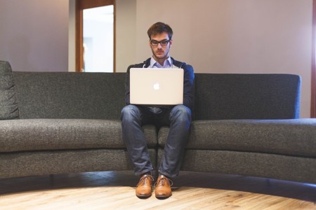 Cómo gestionar el emprendimiento híbrido