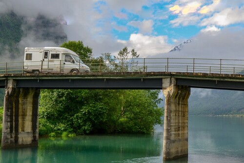 Cuándo compensa alquilar o comprar una autocaravana o una furgoneta camper. Guía para tomar la mejor decisión de todo el viaje