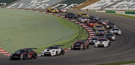 El equipo JR Motorsports Nissan gana ambas carreras del FIA GT1 en Portimao