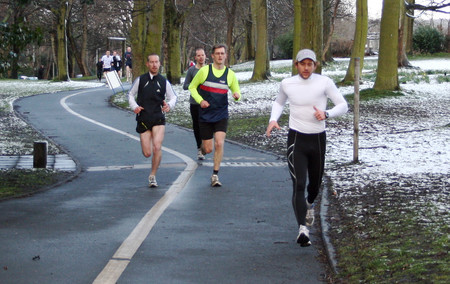 La equipación para corredores que quieren superar el reto de los 5 kilómetros
