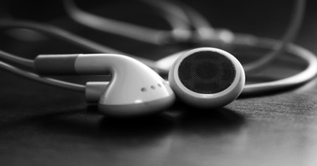 Apple lanza nuevos anuncios "Discover" de Apple Music presentando a Flo Morrissey, Flying Lotus, Shamir y Leon Bridges
