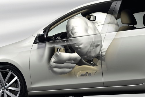 México necesita autos más seguros: todo esto deberá cambiar AMLO para lograrlo