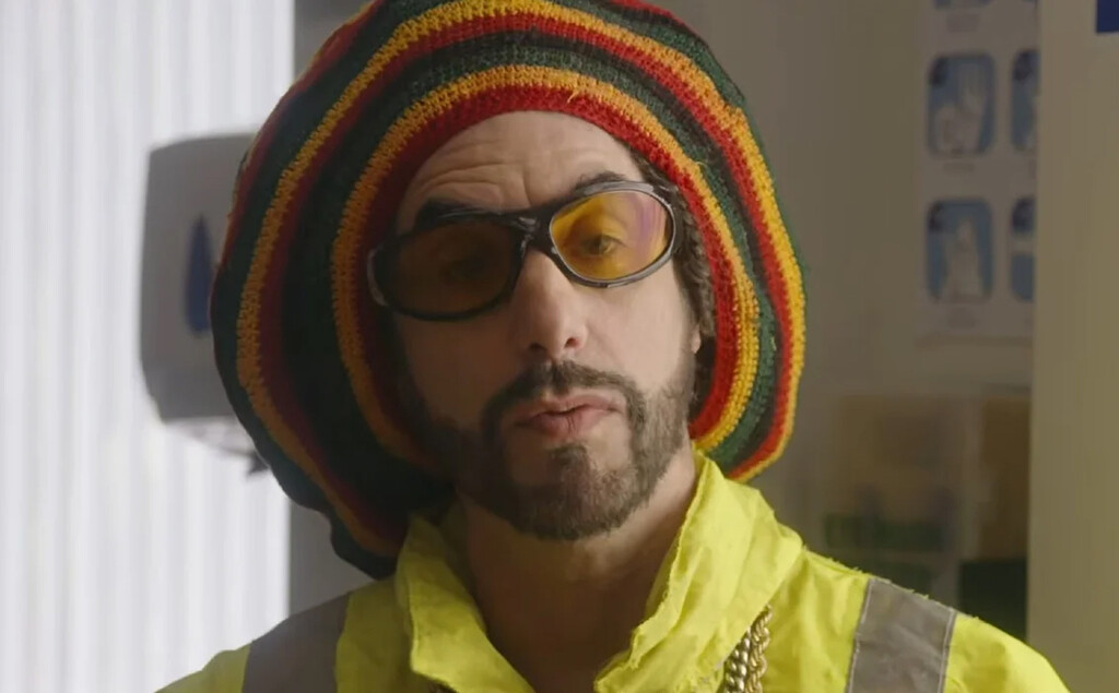 El regreso de Borat no era suficiente. Tras 24 años, Sacha Baron Cohen presenta la secuela de 'Ali G anda suelto' y su tráiler ya viene apuntando maneras