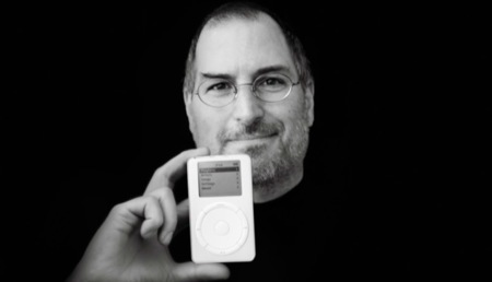 Apple rinde homenaje a Steve Jobs en su página web