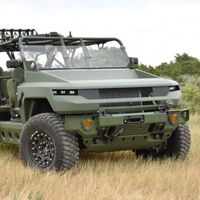 El GMC Hummer EV se cambia la máscara y ahora se convierte en un vehículo militar