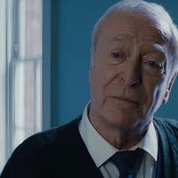 Michael Caine lamenta uno de los grandes fracasos de su carrera: un thriller noventero "maravilloso" que merece la pena recuperar 30 años después 