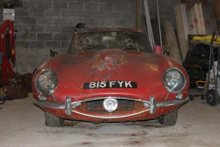Se han pagado 75.000 euros por este Jaguar E-Type en este estado