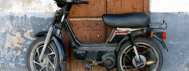 Lo de vender una moto a piezas se va a acabar. Europa quiere obligarte a achatarrar tu moto vieja