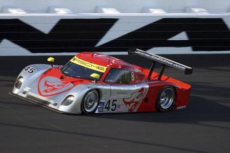 24 horas de Daytona 2011. Pole para Flying Lizard; Antonio García, sexto