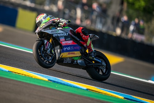 Dominique Aegerter gana su primera carrera de MotoE en 2022 para ponerse líder de la Copa del Mundo