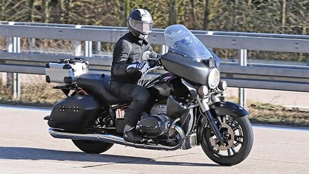 ¡Cazada! La BMW R18 Bagger está en marcha: la versión más rutera y equipada de la R 18 también podrá montar radar