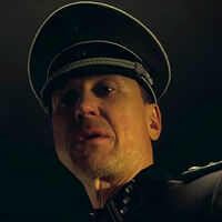 El nuevo villano de Superman hará de uno de los nazis más brutales de la Segunda Guerra Mundial en esta película bélica. Ya puedes ver su tráiler 