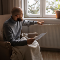 A las puertas del otoño y del frío, alguien reserva una desagradable sorpresa para los hogares españoles: el gas