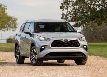 Toyota introducirá su suite de asistencias de conducción a México