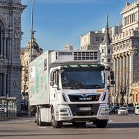 Así es el primer camión eléctrico de reparto de MAN: 26 toneladas de carga y 180 km de autonomía