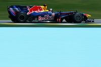 Sebastian Vettel golpea primero en Interlagos