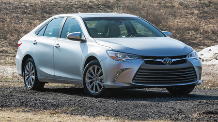 Toyota Camry 2015