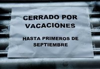Errores en vacaciones: no todo el mundo puede cerrar a la vez