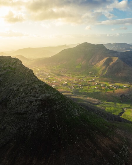 Ruta Senderismo Naturaleza Volcanes Verde Buen Tiempo Invierno Sol