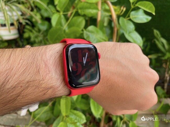 Apple Watch Series 6 Rojo 011