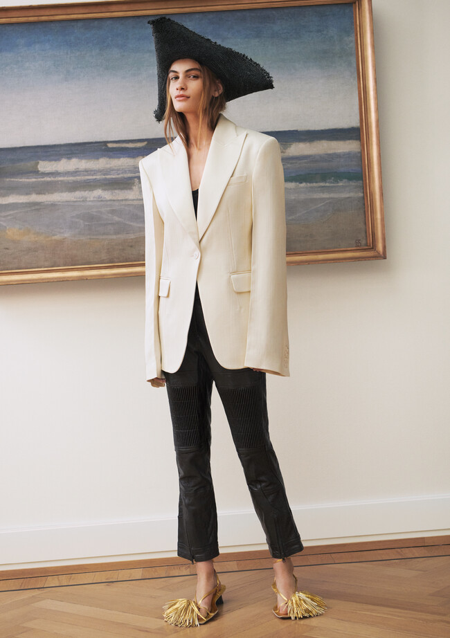 H&M saca a la venta su colección Studio 2021 con prendas repletas de