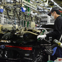 "Lamentamos profundamente no haber hecho las certificaciones de forma adecuada". Japón pide a Toyota "reformas drásticas" tras encontrar más infracciones