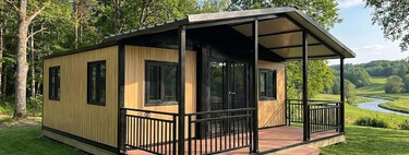 Hemos encontrado en Amazon una casa prefabricada con porche, cocina y baño que no llega a 7.300 euros