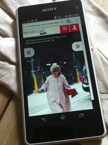 En el frío de NY o en el festival de Coachella: ¿Qué móvil será el más deseado por los egobloggers? 