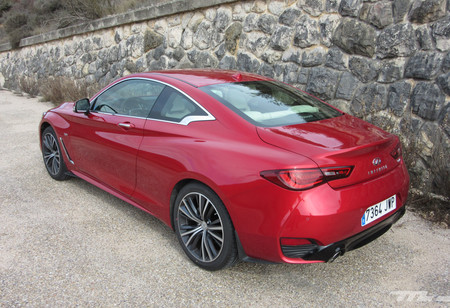 Infiniti Q60 Contacto 7