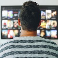 Netflix y HBO, a financiar la televisión pública: una mala idea aunque justa