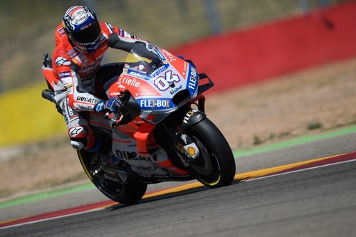 Andrea Dovizioso domina el viernes en MotoGP y las Yamaha levantan cabeza en Tailandia