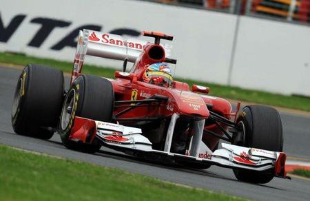 GP Australia F1 2011: Fernando Alonso minimiza daños tras una mala salida