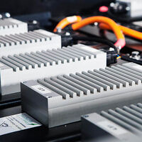 Europa necesita pisar el acelerador en la fabricación de baterías de coches eléctricos: seguimos dependiendo mucho de China