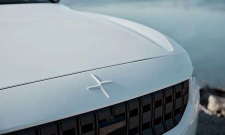 Citroën bloquea temporalmente las ventas del Polestar 2 en Francia tras un litigio por el logo de la marca