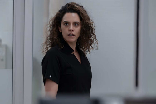 La última escena de la doctora Al-Hashimi en 'The Pitt' iba a ser diferente. Su protagonista desvela por qué decidieron cambiarla 